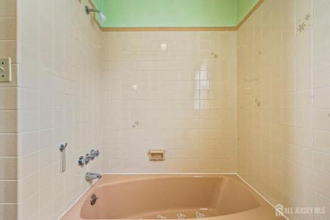 646 Ridge Road South Brunswick NJ 08852