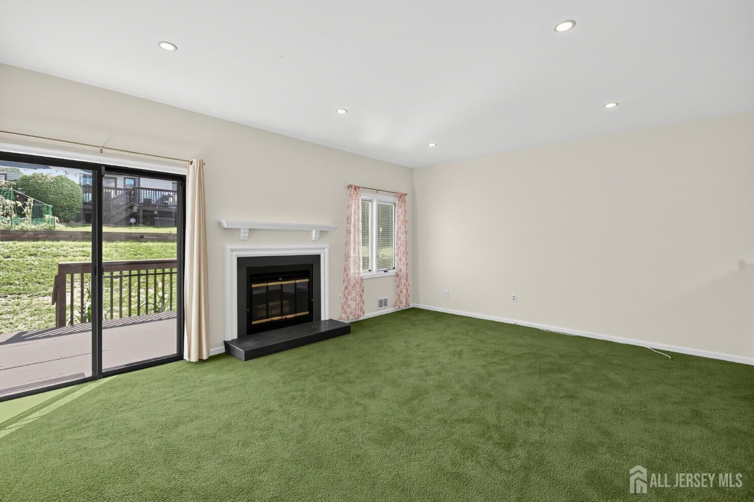 38 Ventura Court Old Bridge NJ 08857