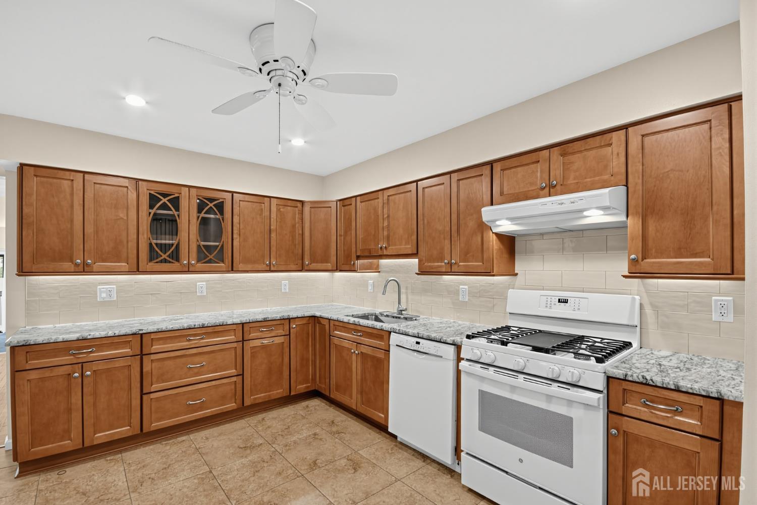 38 Ventura Court Old Bridge NJ 08857