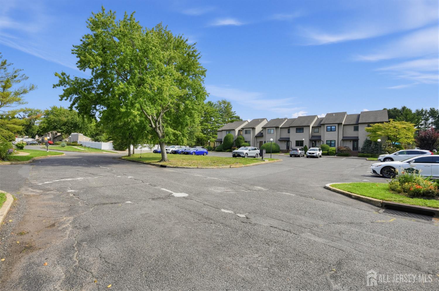 38 Ventura Court Old Bridge NJ 08857