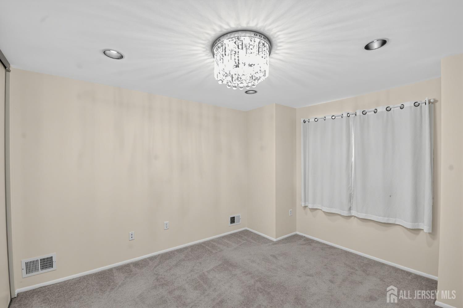 38 Ventura Court Old Bridge NJ 08857