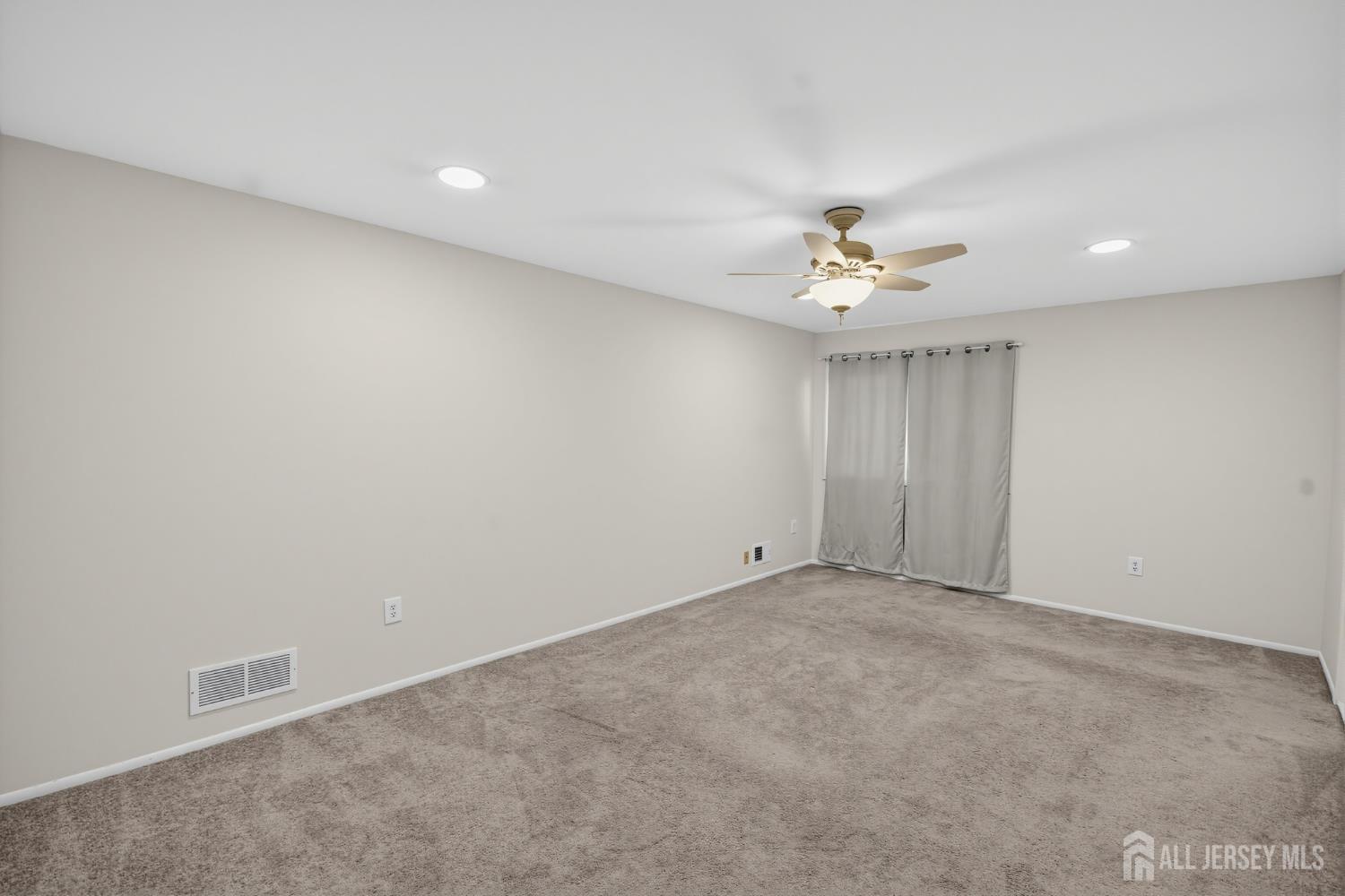 38 Ventura Court Old Bridge NJ 08857