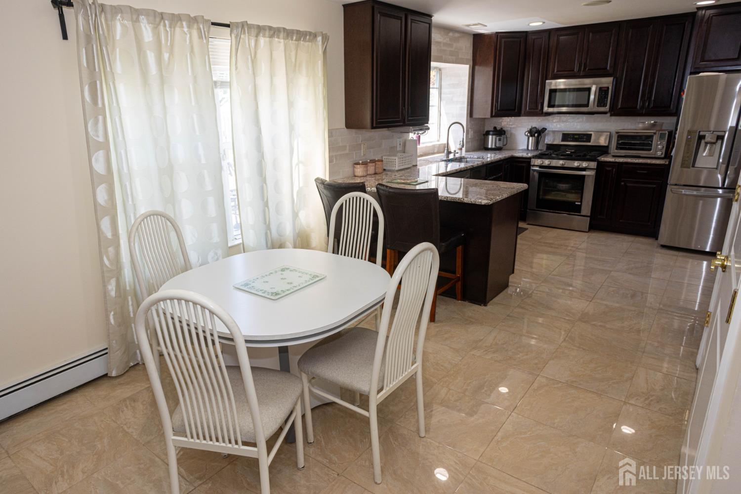 29 Major Drive Sayreville NJ 08872