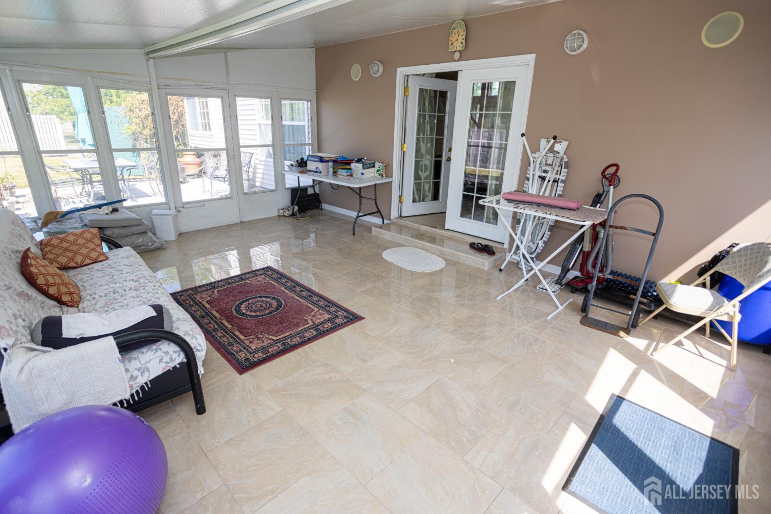 29 Major Drive Sayreville NJ 08872