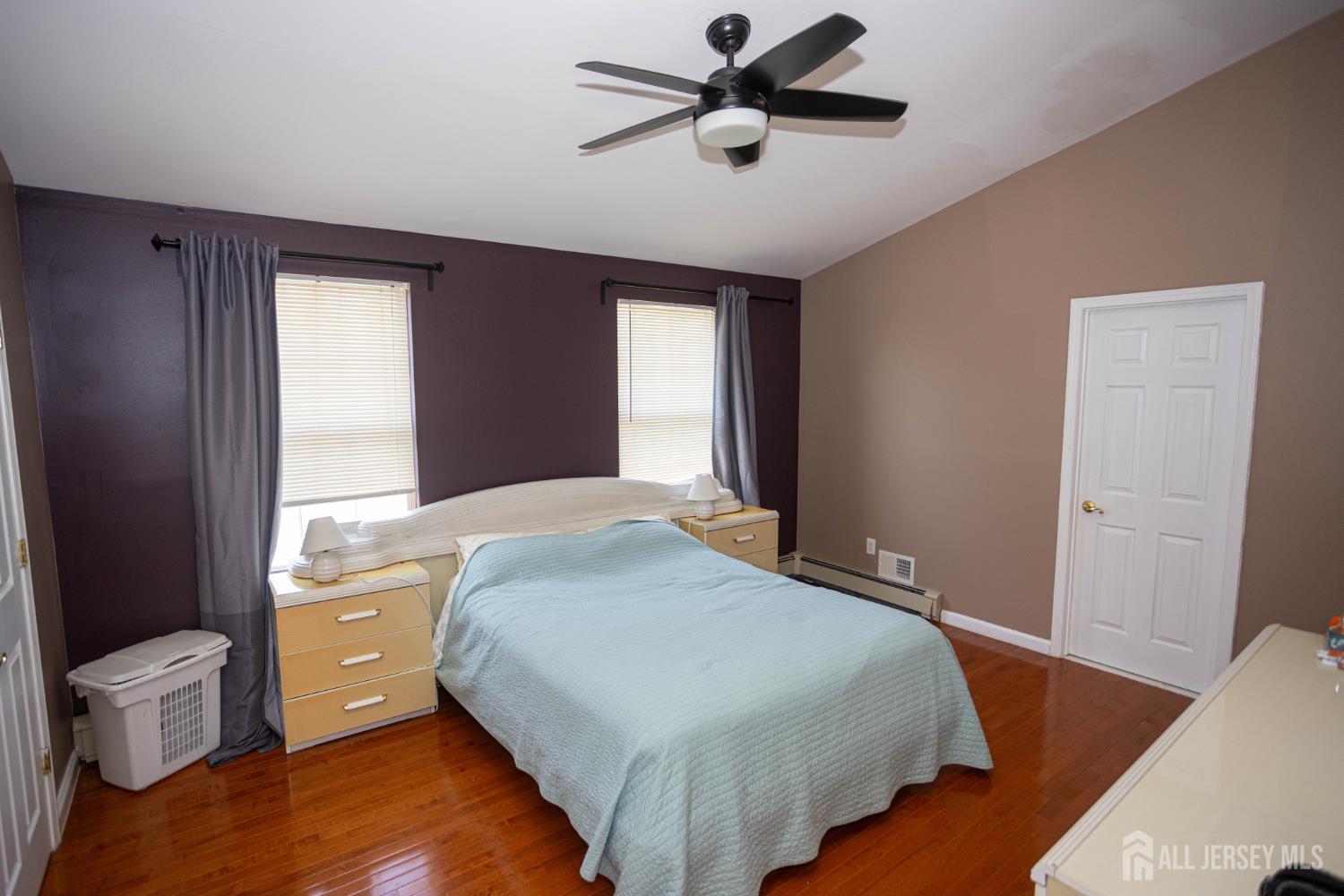 29 Major Drive Sayreville NJ 08872