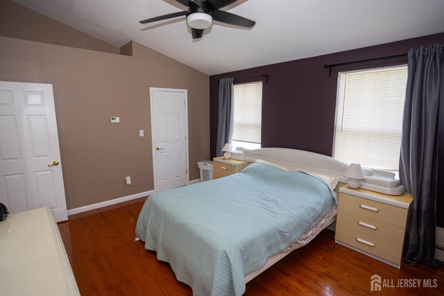 29 Major Drive Sayreville NJ 08872
