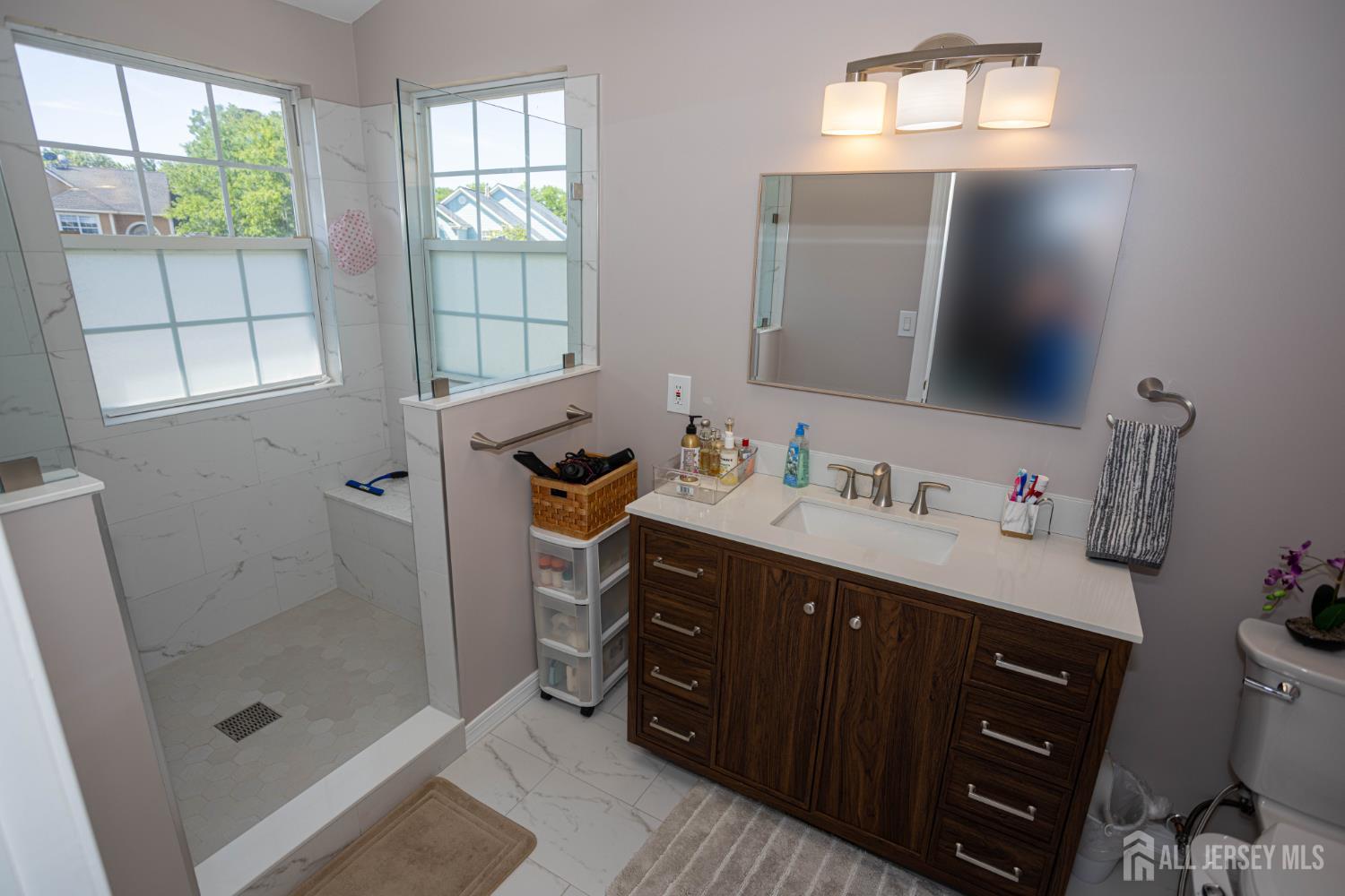 29 Major Drive Sayreville NJ 08872