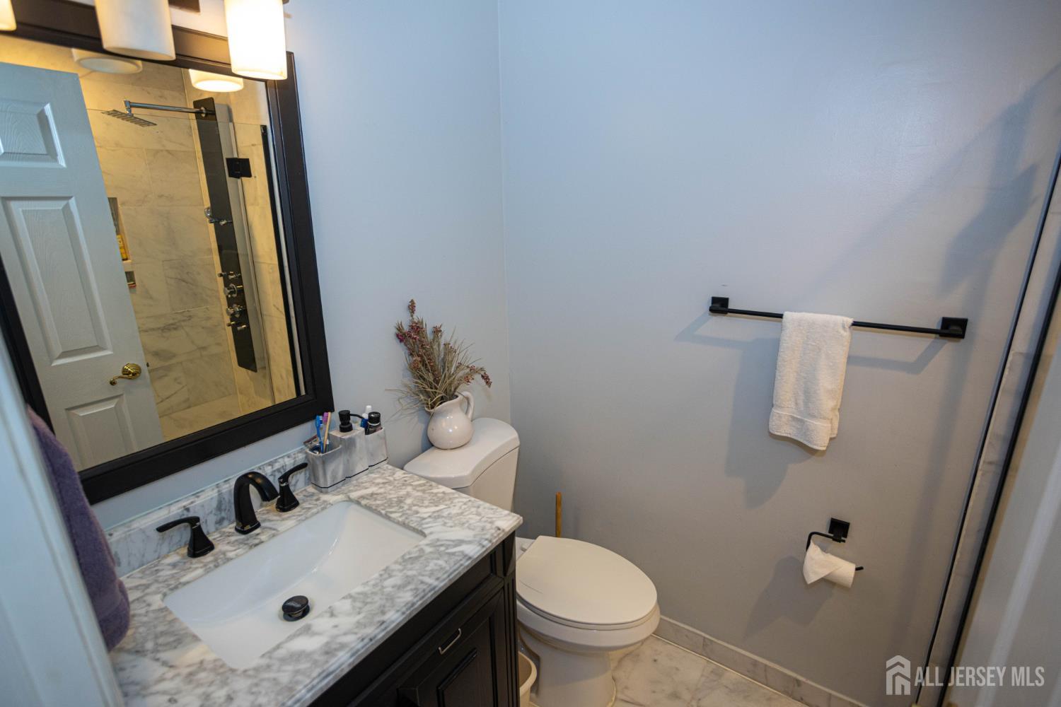 29 Major Drive Sayreville NJ 08872