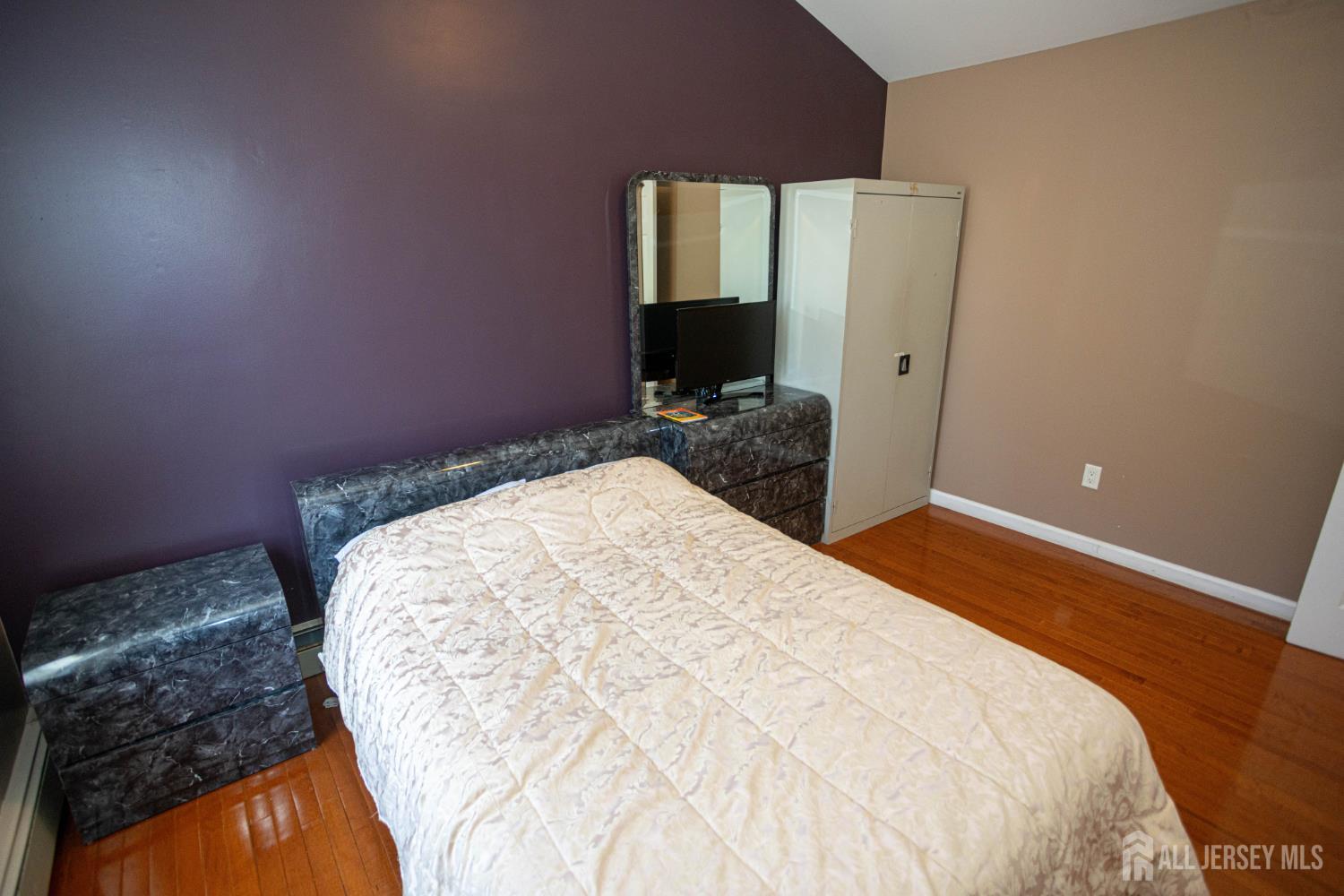 29 Major Drive Sayreville NJ 08872