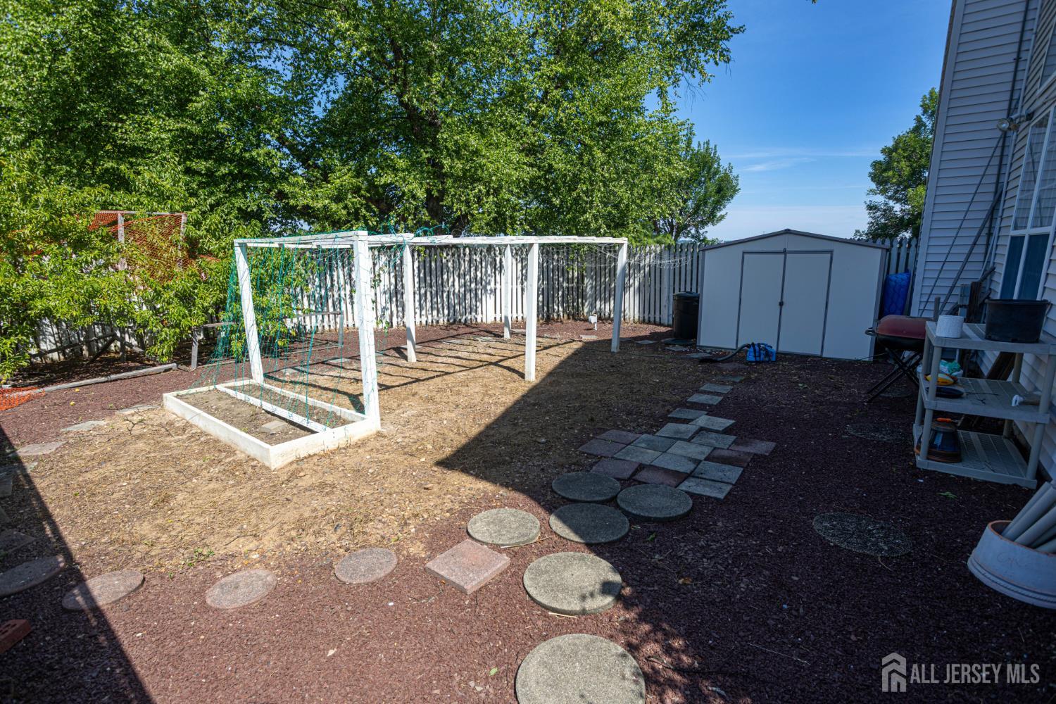 29 Major Drive Sayreville NJ 08872