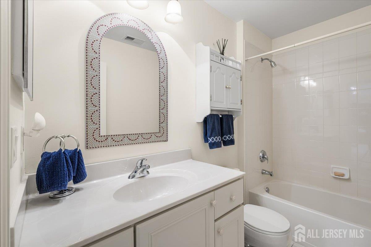 11 Vanderbilt Court Old Bridge NJ 08857