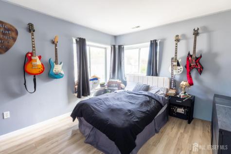 2604 Madaline Drive Avenel NJ 07001