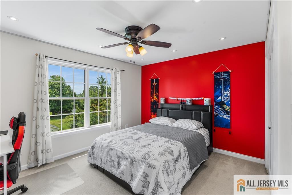 5 Woodfield Court Franklin NJ 08540