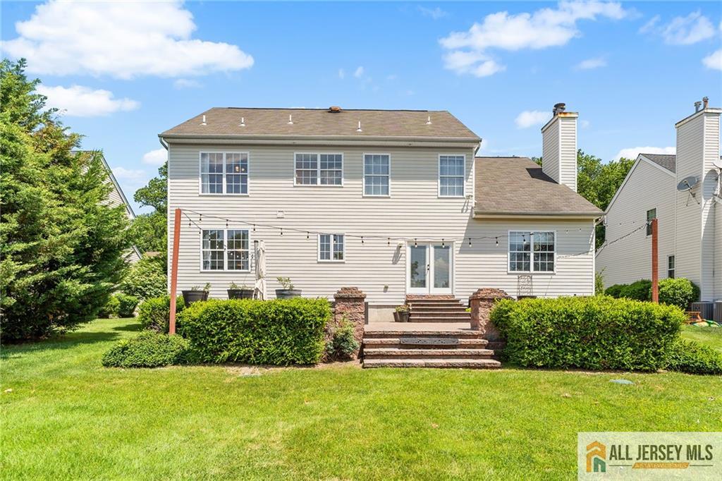 5 Woodfield Court Franklin NJ 08540