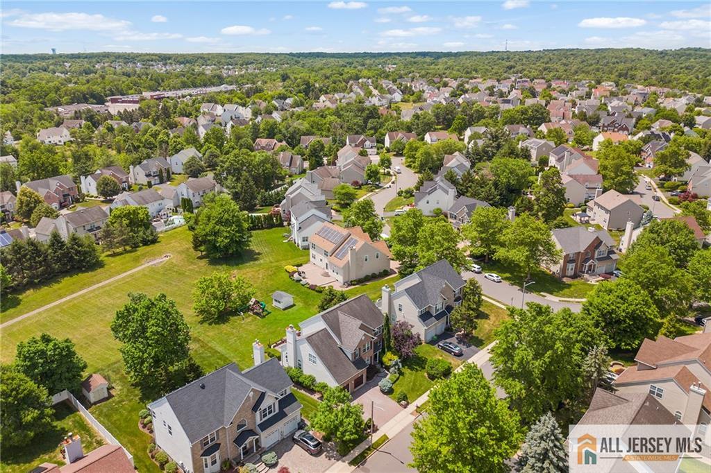 5 Woodfield Court Franklin NJ 08540