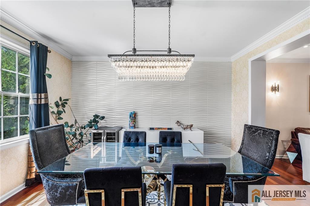 5 Woodfield Court Franklin NJ 08540