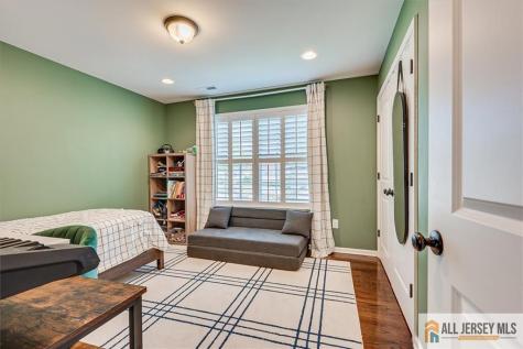 208 Harvard Avenue Metuchen NJ 08840