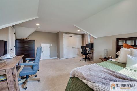 208 Harvard Avenue Metuchen NJ 08840
