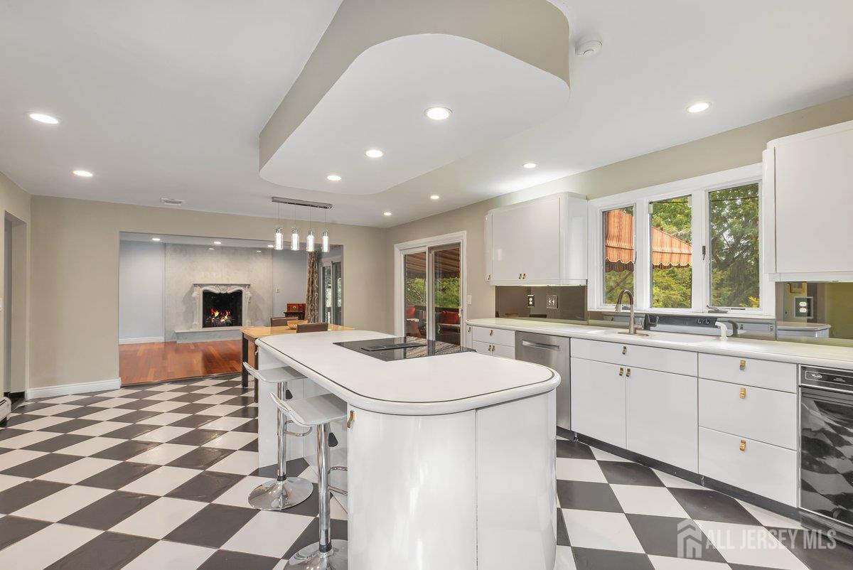 403 New Dover Road Colonia NJ 07067