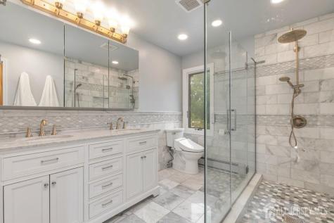403 New Dover Road Colonia NJ 07067
