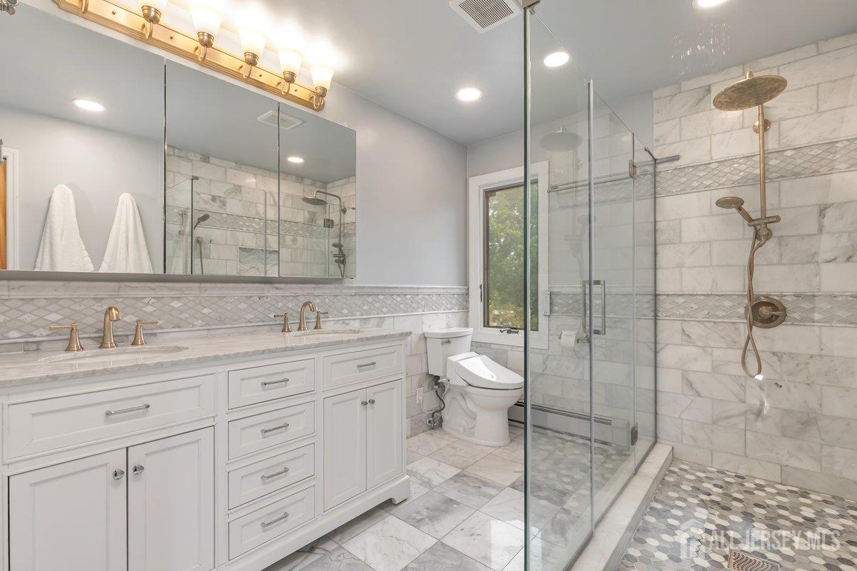 403 New Dover Road Colonia NJ 07067