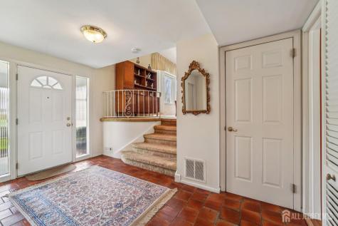 14 Eton Place Springfield NJ 07081