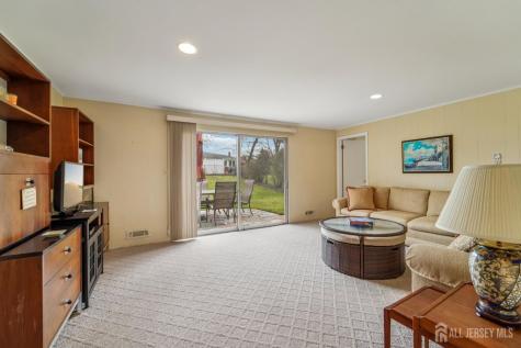 14 Eton Place Springfield NJ 07081