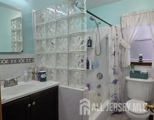 324 Evans Avenue Piscataway NJ 08854