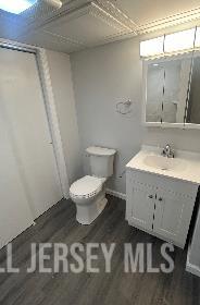 126 N Lakeside Drive N Piscataway NJ 08854