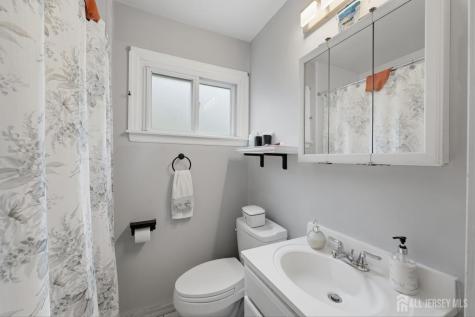38 Wendy Road Woodbridge Proper NJ 07067