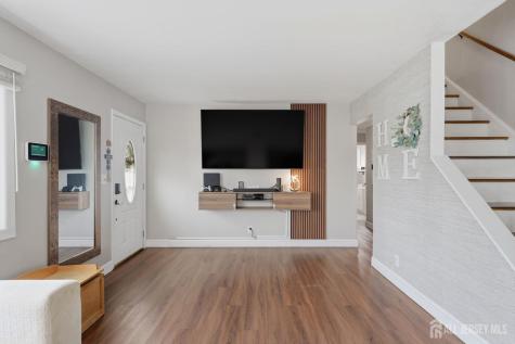 38 Wendy Road Woodbridge Proper NJ 07067