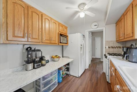 38 Wendy Road Woodbridge Proper NJ 07067