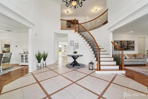 2 Harvest Lane Washington NJ 07853