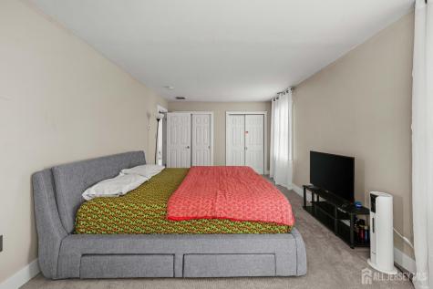 52 Krebs Road Plainsboro NJ 08536