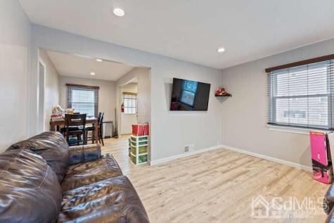 14 Seymour Avenue Woodbridge Proper NJ 07095