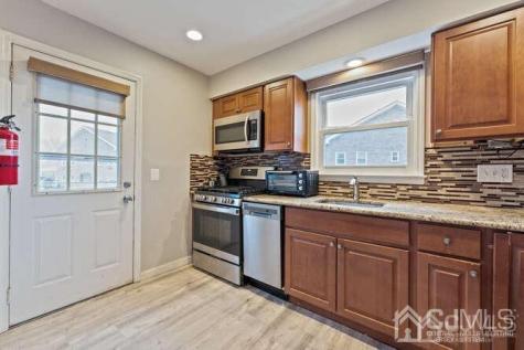 14 Seymour Avenue Woodbridge Proper NJ 07095