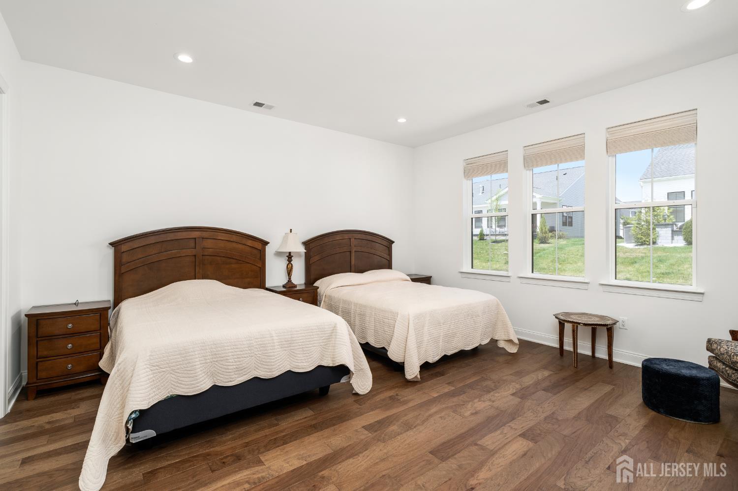 2 Evelyn Court Cranbury NJ 08512