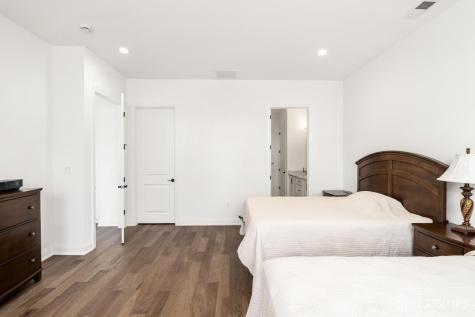 2 Evelyn Court Cranbury NJ 08512