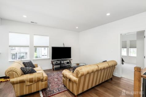 2 Evelyn Court Cranbury NJ 08512