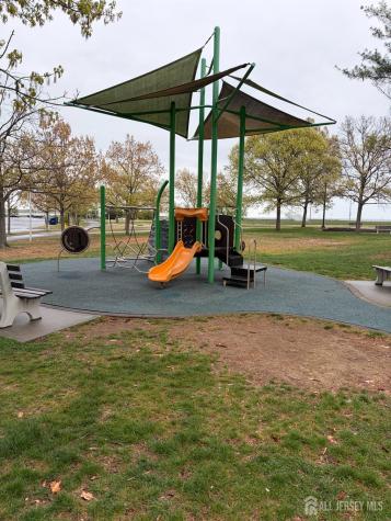 302 Bayside Court South Amboy NJ 08879