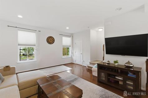 302 Bayside Court South Amboy NJ 08879