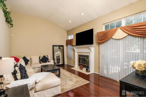 25 Cypress Point Lane Monroe NJ 08831