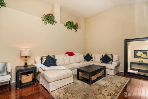 25 Cypress Point Lane Monroe NJ 08831