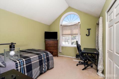 25 Cypress Point Lane Monroe NJ 08831