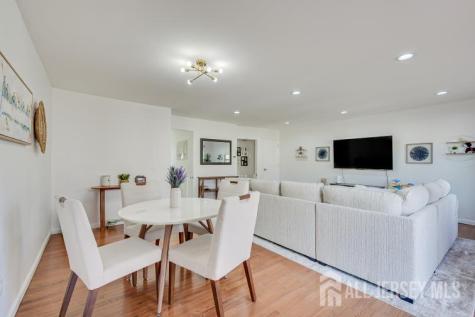2 Highview Drive Woodbridge Proper NJ 07095