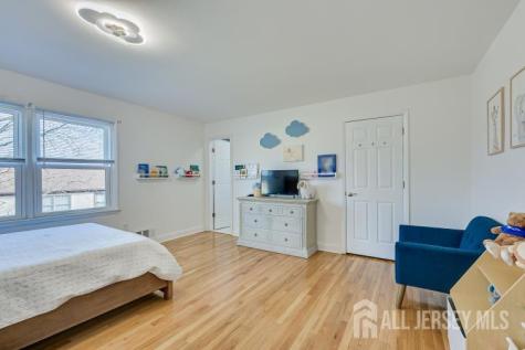 2 Highview Drive Woodbridge Proper NJ 07095