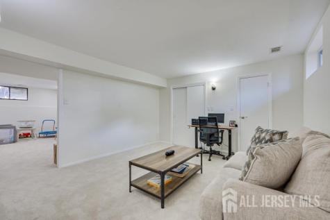2 Highview Drive Woodbridge Proper NJ 07095