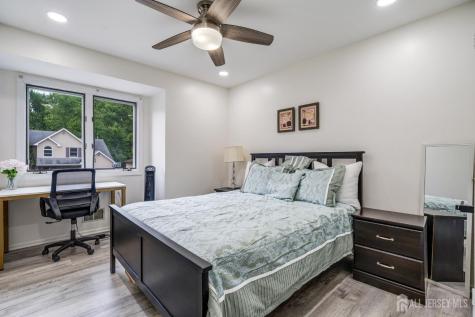 36 Lynn Court North Brunswick NJ 08902