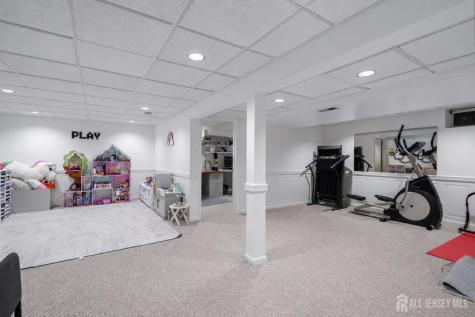 36 Lynn Court North Brunswick NJ 08902