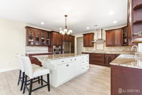 14 Hillsdale Road Edison NJ 08820